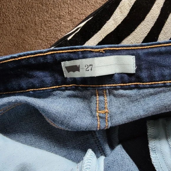 Womens LEVI Jeans - Picture 2 of 2